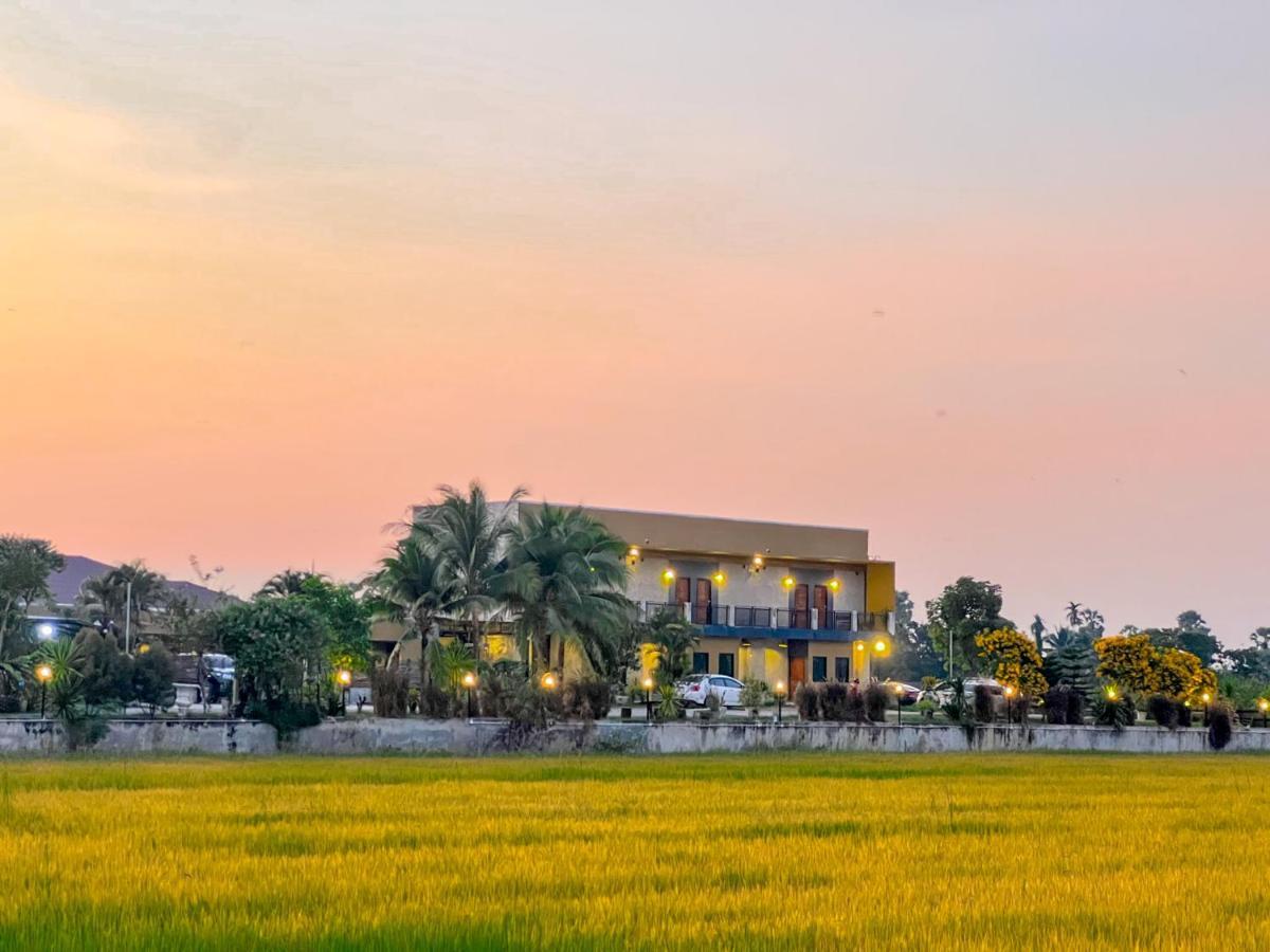 Pimchanok Resort 펫차부리 외부 사진
